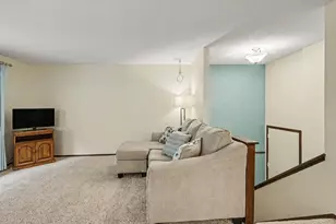 147 Kingswood Dr, Red Wing, MN 55066 - Photo 6