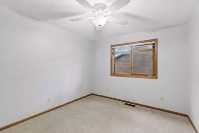 2512 8th Street, White Bear Lake, MN 55110 - Photo 26