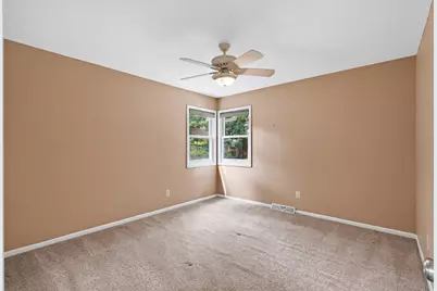 4638 Bedford Road, Mound, MN 55364 - Photo 14