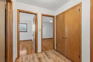 1300 Lakeview Ave, Mendota Heights, MN 55120 - Photo 10