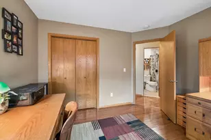 10295 Arrowwood Dr, Eden Prairie, MN 55347 - Photo 26