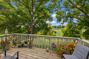10295 Arrowwood Dr, Eden Prairie, MN 55347 - Photo 16