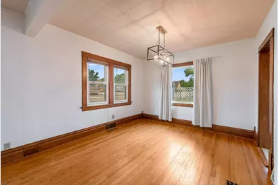 203 N Galbraith Street, Blue Earth, MN 56013 - Photo 8