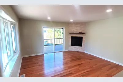 833 24th Avenue N, South Saint Paul, MN 55075 - Photo 14