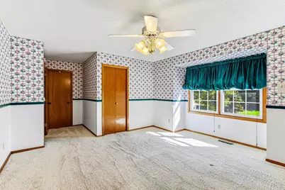 6604 Upper 23rd Street N, Oakdale, MN 55128 - Photo 20