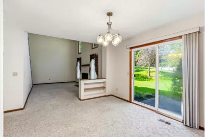 6604 Upper 23rd Street N, Oakdale, MN 55128 - Photo 10
