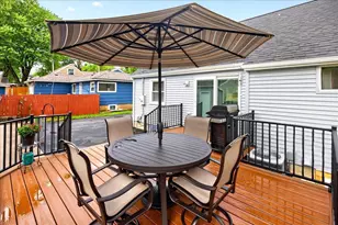 8805 Club Rd, Saint Louis Park, MN 55426 - Photo 10