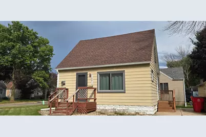 1001 8th Street SE, Austin, MN 55912 - Photo 1