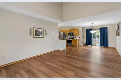 13891 Granada Way #39, Apple Valley, MN 55124 - Photo 4