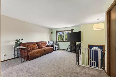 9143 Forestview Lane N, Maple Grove, MN 55369 - Photo 8