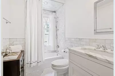 2225 E Lake Of The Isles Parkway, Minneapolis, MN 55405 - Photo 36
