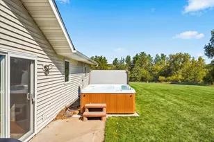 919 Waxon Ln, Hudson, WI 54016 - Photo 22
