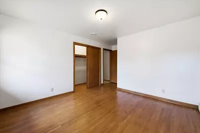 119 S Walnut Street, Belle Plaine, MN 56011 - Photo 14