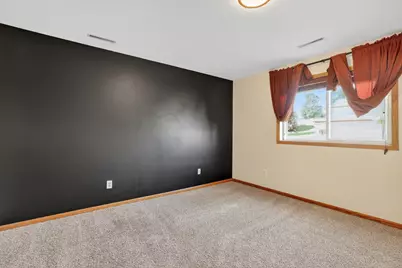 5852 Excalibur Court NW, Rochester, MN 55901 - Photo 32