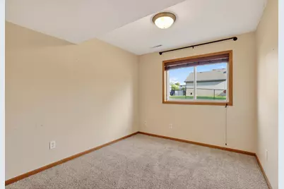 5852 Excalibur Court NW, Rochester, MN 55901 - Photo 36