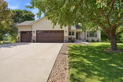 13005 Oakwood Drive, Rogers, MN 55374 - Photo 2