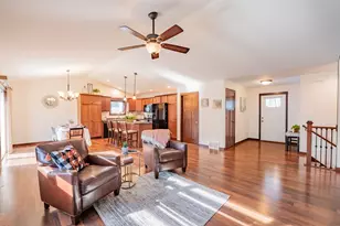 217 Monte Carlo Dr, Eau Claire, WI 54703 - Photo 6