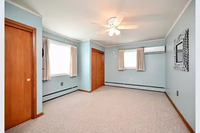 65 E Broadway Street, Winona, MN 55987 - Photo 22