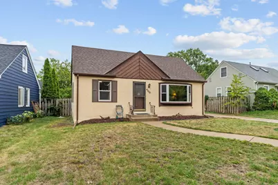 4258 Islemount Place, Robbinsdale, MN 55422 - Photo 1