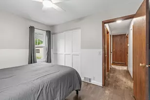 4258 Islemount Pl, Robbinsdale, MN 55422 - Photo 8
