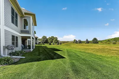3887 Berkshire Road SW, Rochester, MN 55902 - Photo 8