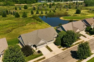 3887 Berkshire Rd SW, Rochester, MN 55902 - Photo 4