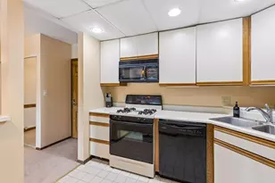 6710 Vernon Ave S, Edina, MN 55436 - Photo 8