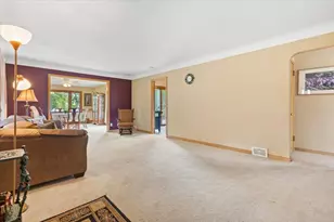 4090 Highland Ave, White Bear Lake, MN 55110 - Photo 8