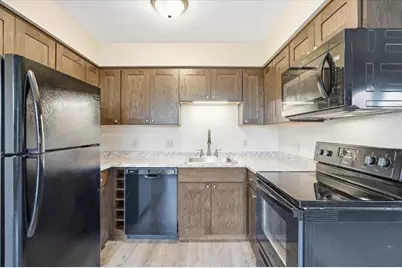 754 E 11th Street, New Richmond, WI 54017 - Photo 6