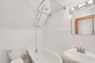 911 Lincoln Ave, Saint Paul, MN 55105 - Photo 8