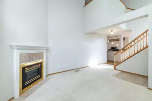 15573 Garnet Way, Apple Valley, MN 55124 - Photo 4
