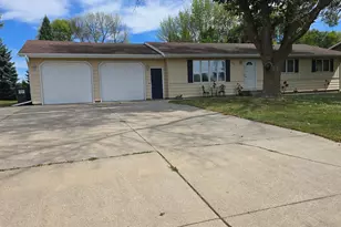 114 8th Ave NW, Lonsdale, MN 55046 - Photo 2