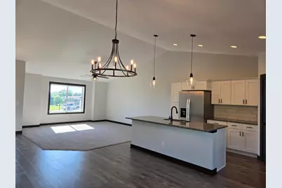 2405 Lake Avenue, New Ulm, MN 56073 - Photo 18