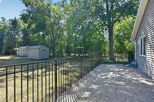 2006 Woodland Park Dr NE, Alexandria, MN 56308 - Photo 40