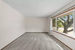 11833 Kentucky Ave N, Champlin, MN 55316 - Photo 6