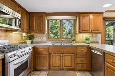 20 Deer Hills Drive, North Oaks, MN 55127 - Photo 14