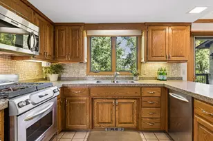 20 Deer Hills Dr, North Oaks, MN 55127 - Photo 14