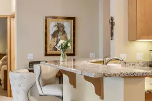 5225 Grandview Square, Edina, MN 55436 - Photo 10