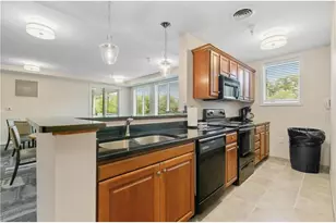 5225 Grandview Square, Edina, MN 55436 - Photo 36