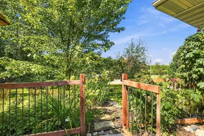 127 Ponderosa Road, River Falls, WI 54022 - Photo 48