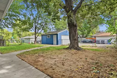 5130 Queen Avenue N, Minneapolis, MN 55430 - Photo 58