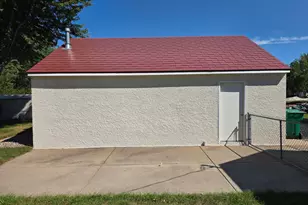 1747 Pinewood Dr, Shoreview, MN 55126 - Photo 20