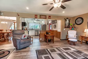 101 W Hillside Ave, Fergus Falls, MN 56537 - Photo 10
