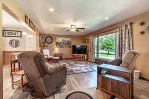 101 W Hillside Ave, Fergus Falls, MN 56537 - Photo 8