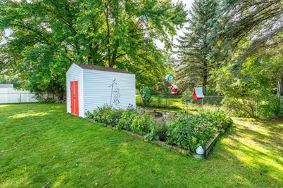 101 W Hillside Avenue, Fergus Falls, MN 56537 - Photo 4
