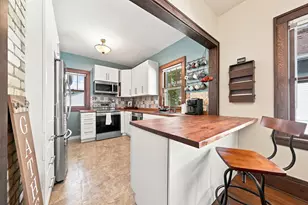 1291 Sherburne Ave, Saint Paul, MN 55104 - Photo 1