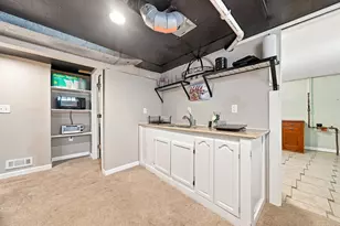 1291 Sherburne Ave, Saint Paul, MN 55104 - Photo 32