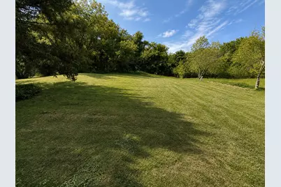 225 Oak Leaf Drive, Winona, MN 55987 - Photo 4