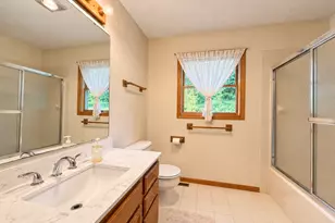 225 Oak Leaf Dr, Winona, MN 55987 - Photo 24
