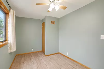 306 16th Street SE, Austin, MN 55912 - Photo 32